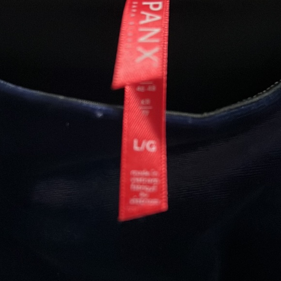 Excellent condition - Picture 2 of 3